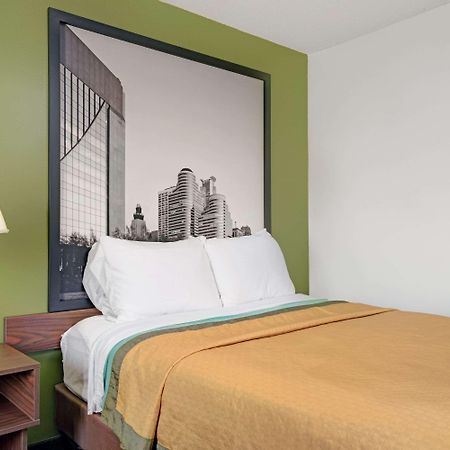 Super 8 By Wyndham Buffalo Exterior foto